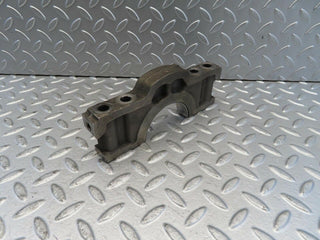 W221 crankshaft bearing holder block used OEM