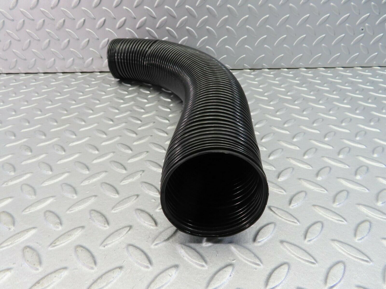 7878 Mercedes-Benz W115 220D Heater Pipe Air Pipe