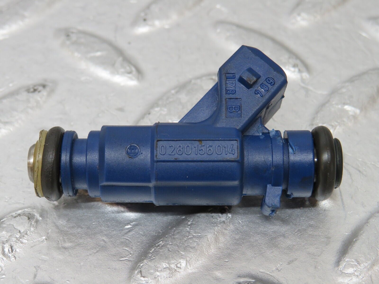 34957 Mercedes-Benz W210 320E Fuel Injector Bosch 0280156014