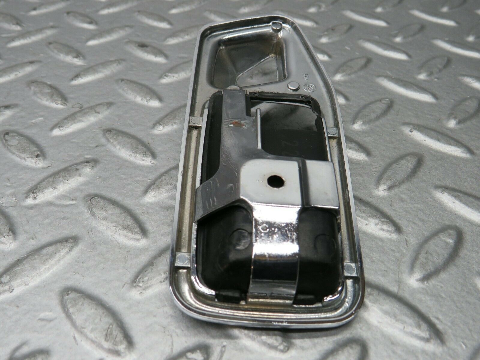 21975 Mercedes-Benz S123 280TE Wagon Chrome Frame For Door Opener Left 1167660111