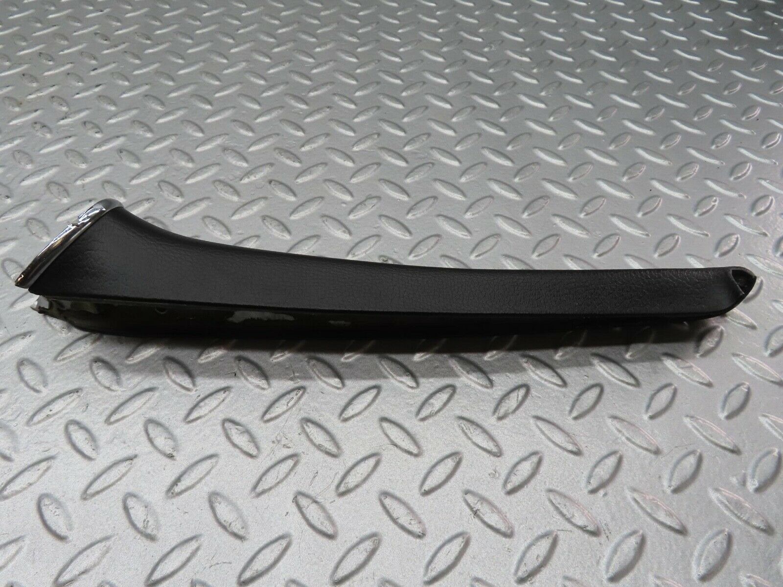 14224 Mercedes-Benz W116 350SE Front Left Door Trim Interior Black