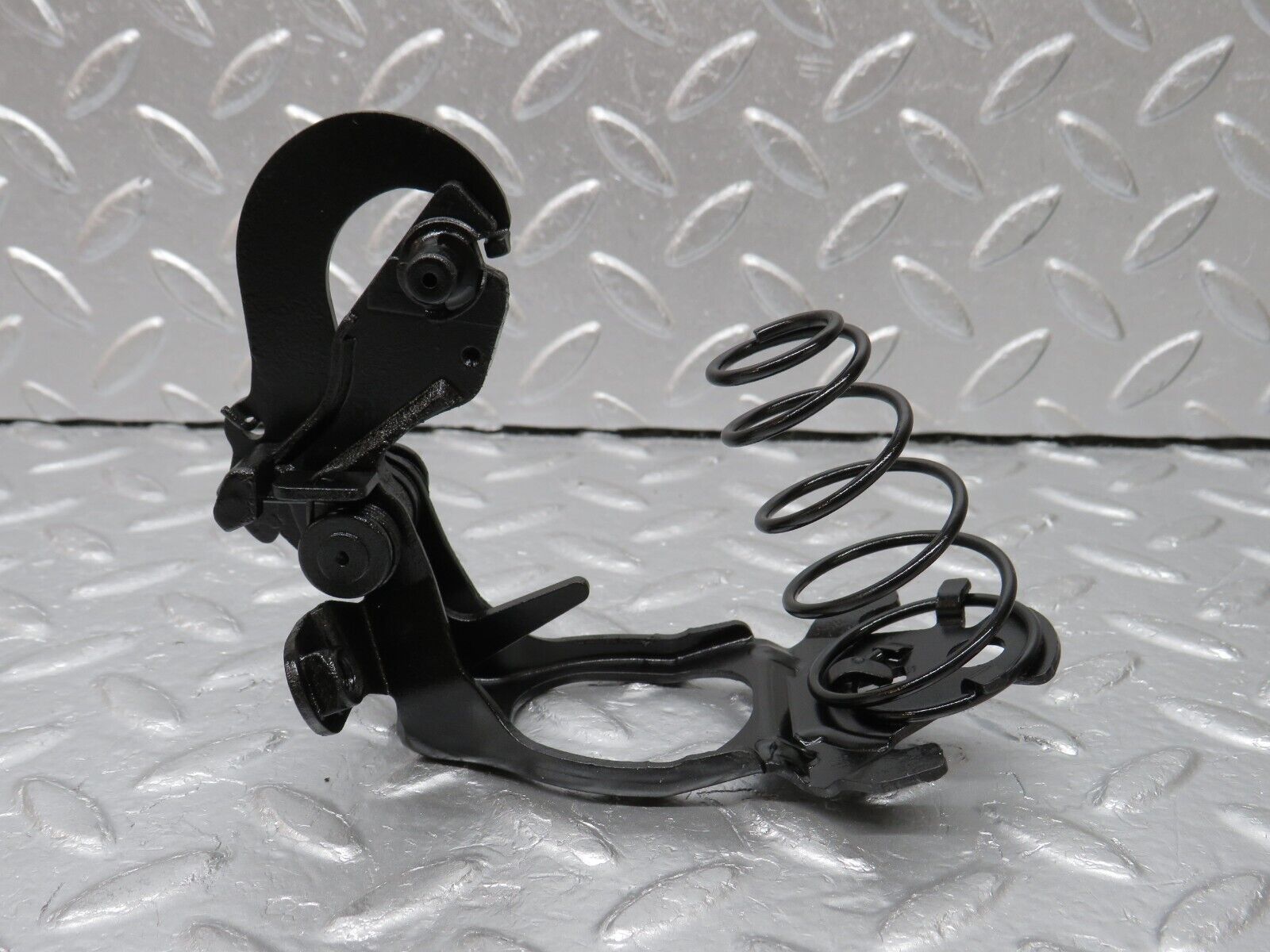 33533 Mercedes-Benz W202 C180 Bonnet Lock Latch
