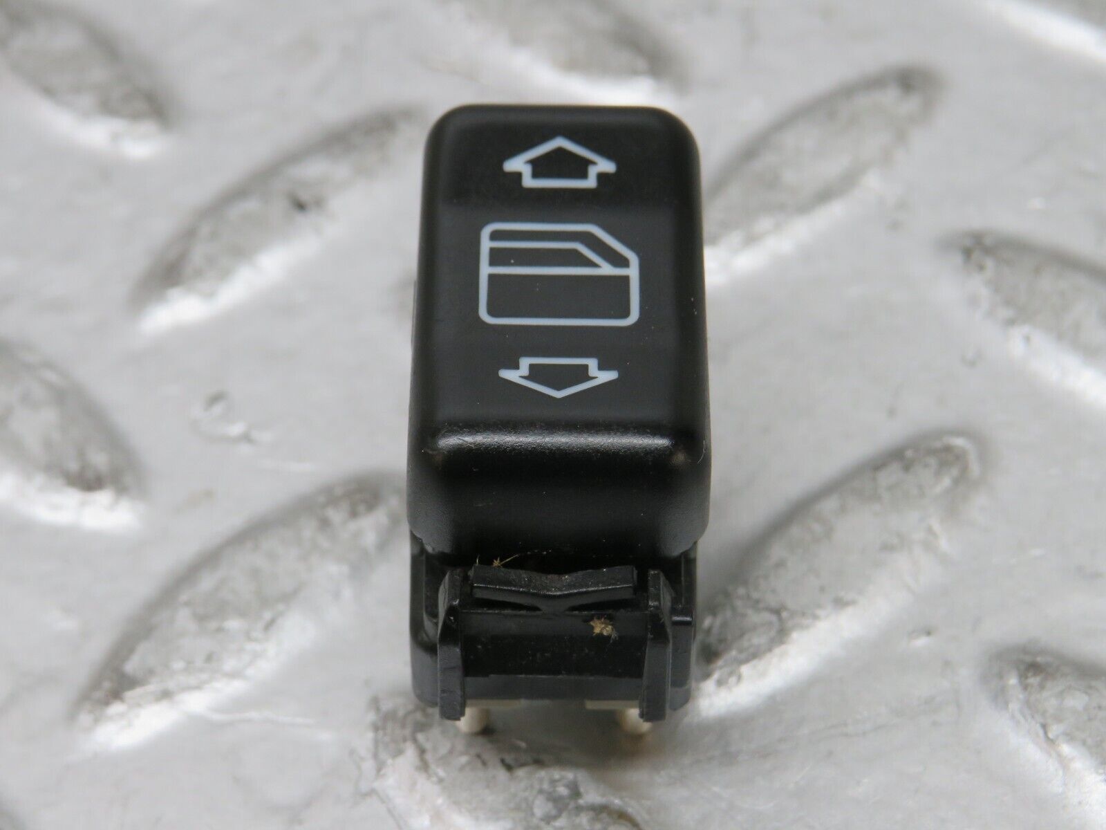 27564 Mercedes-Benz S124 300TE Electric Window Switch Right Side 1248209410