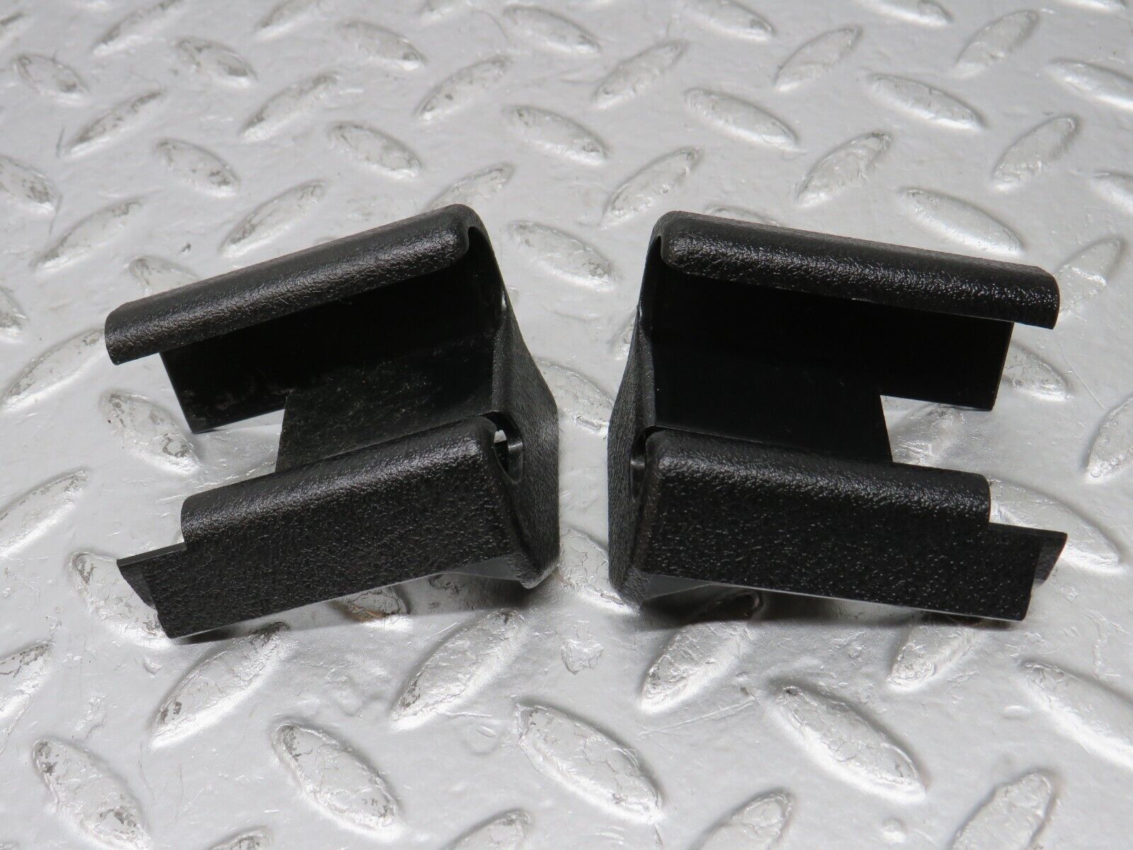 33450 Mercedes-Benz W202 C180 Front Seat Trim Cover Pair 2029190320 2029190420