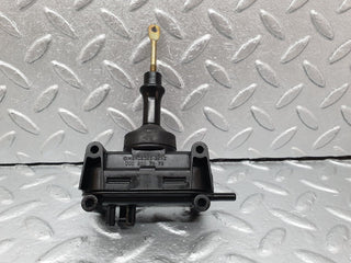 41511 Mercedes-Benz W124 200E Rear Door Lock Vacuum Actuator 0008007975