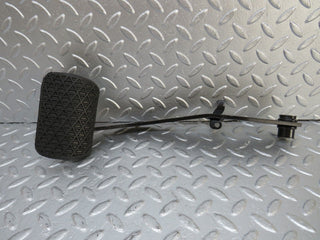 33710 Mercedes-Benz W201 190E 2.0L Brake Pedal With Rubber 1232910082