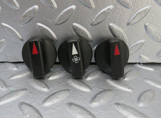 W123 heater control knob set used OEM