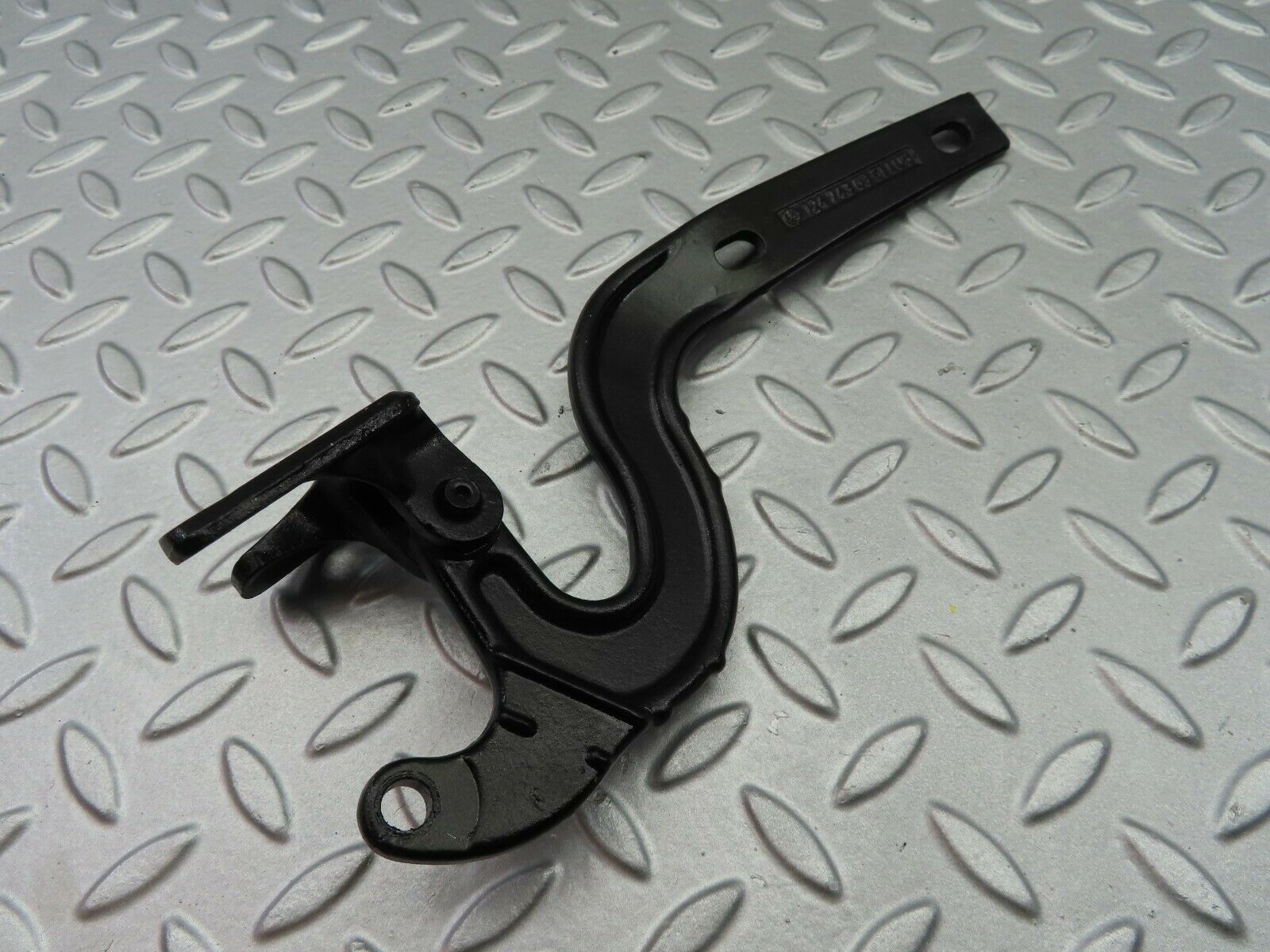 6786 Mercedes-Benz S124 E220 Wagon Trunk Lid Hinge Left Side 1247430351