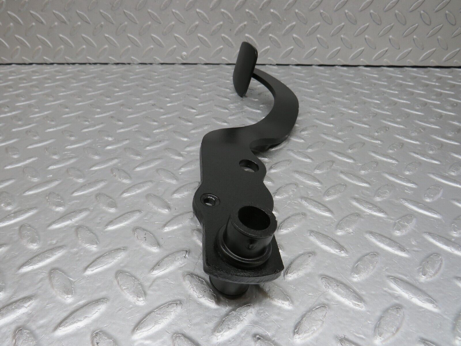 37521 Mercedes-Benz W109 300SEL Brake Pedal