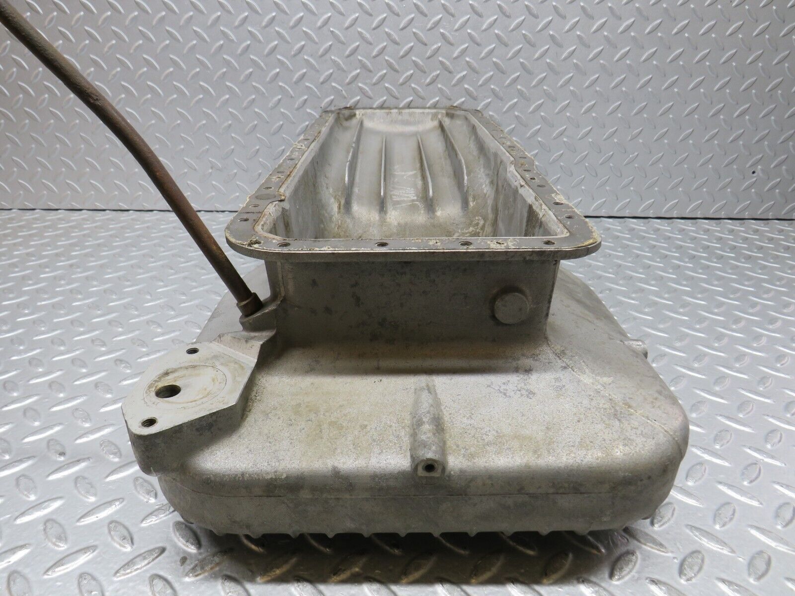 37672 Mercedes-Benz W109 300SEL Oil Pan Oil Sump 1160101413