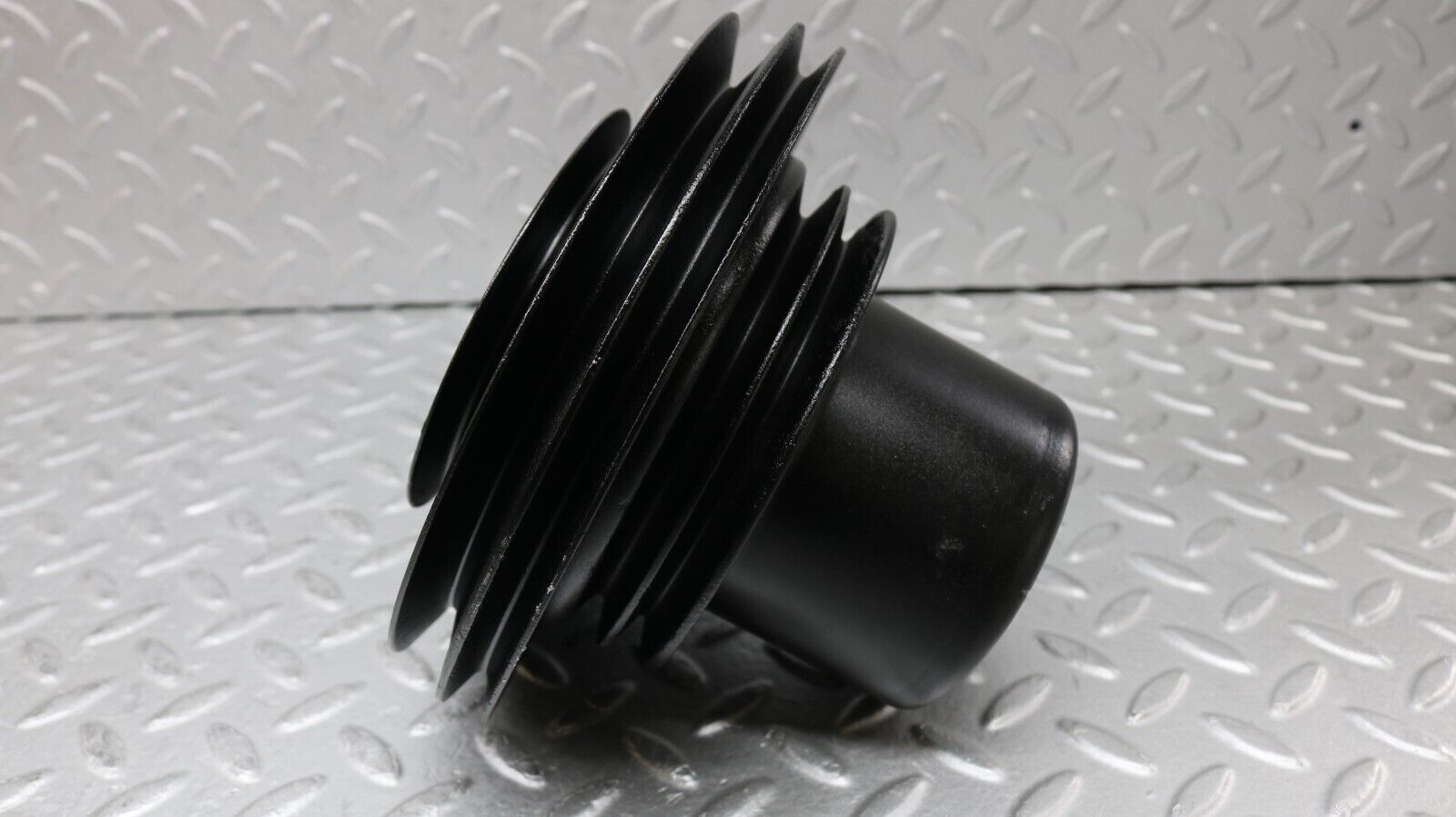 37202 Mercedes-Benz C126 420SEC Coupe Crankshaft Pulley 1160322704