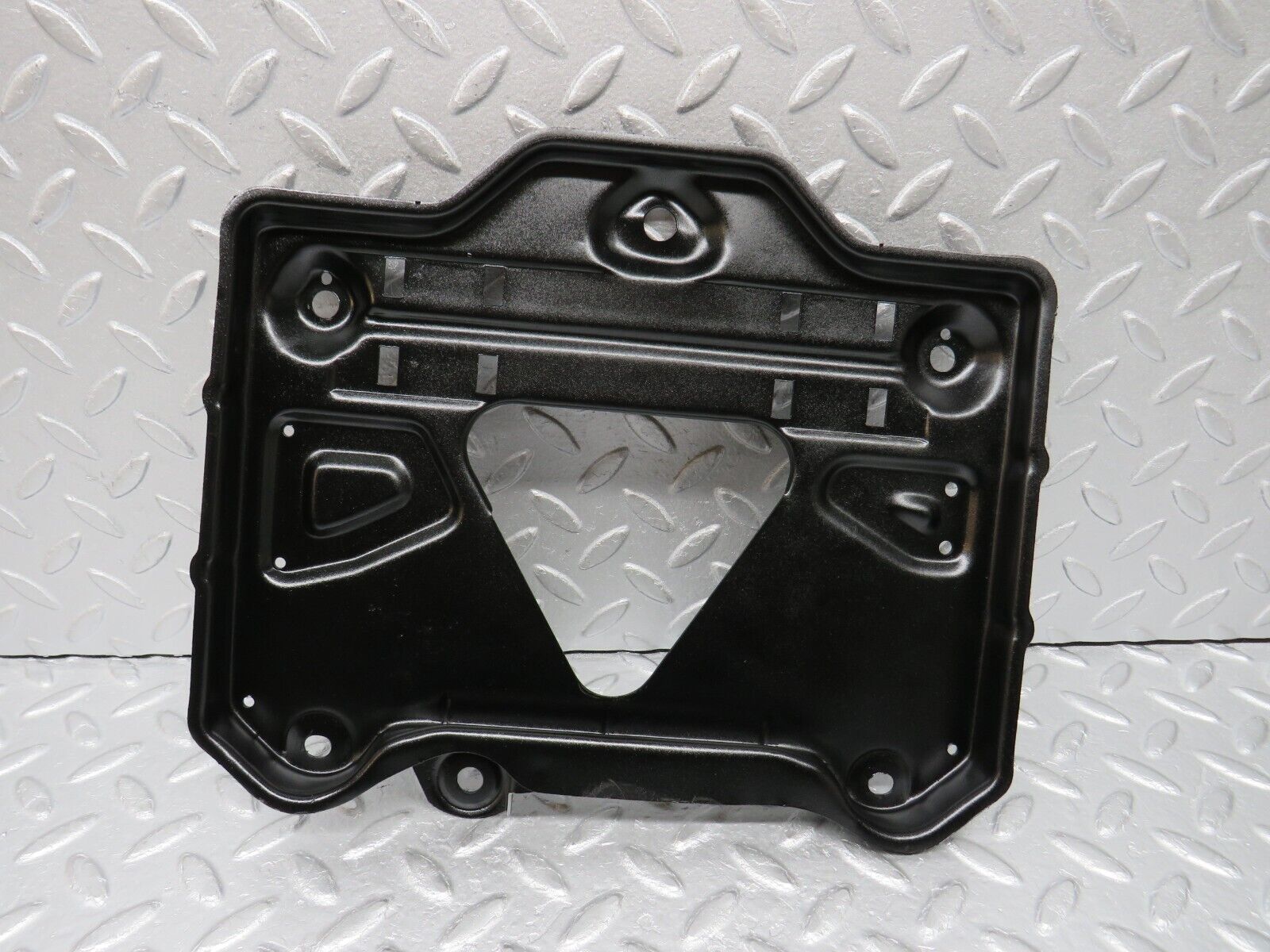 38010 Mercedes-Benz A124 320E Cabriolet Battery Tray