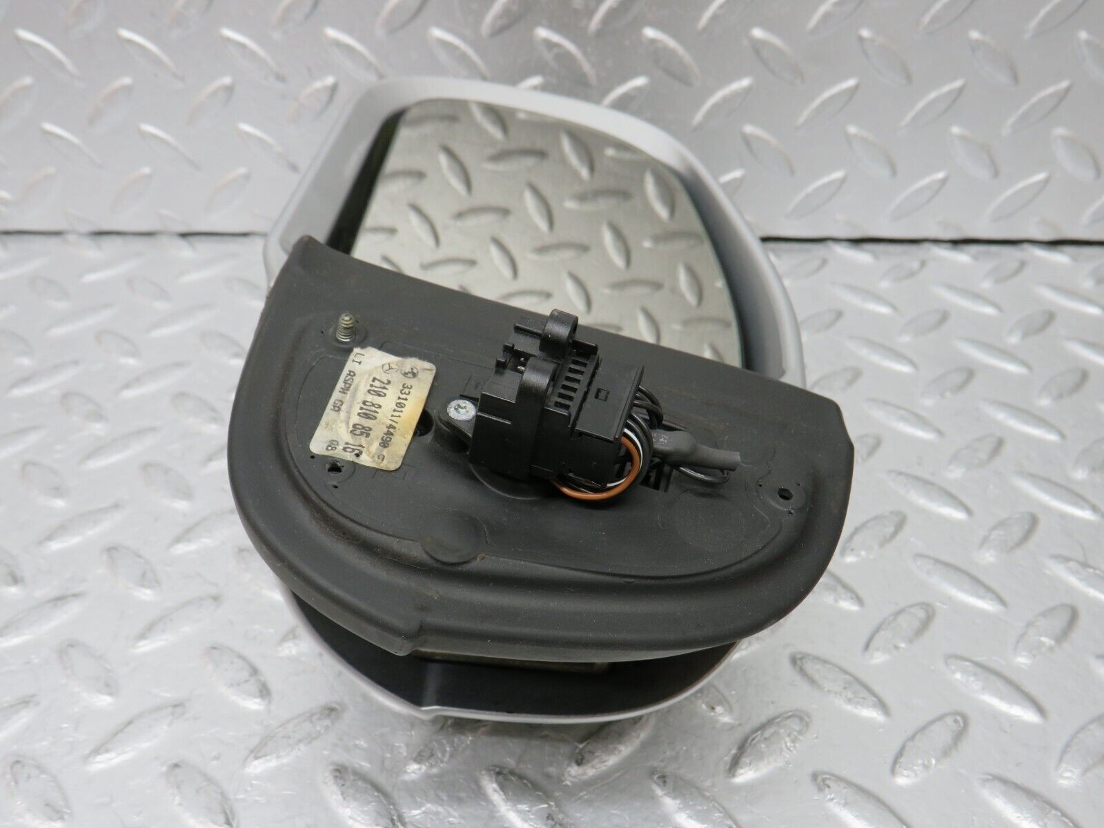 34830 Mercedes-Benz W210 320E Electric Wing Mirror Left Side 2108108516