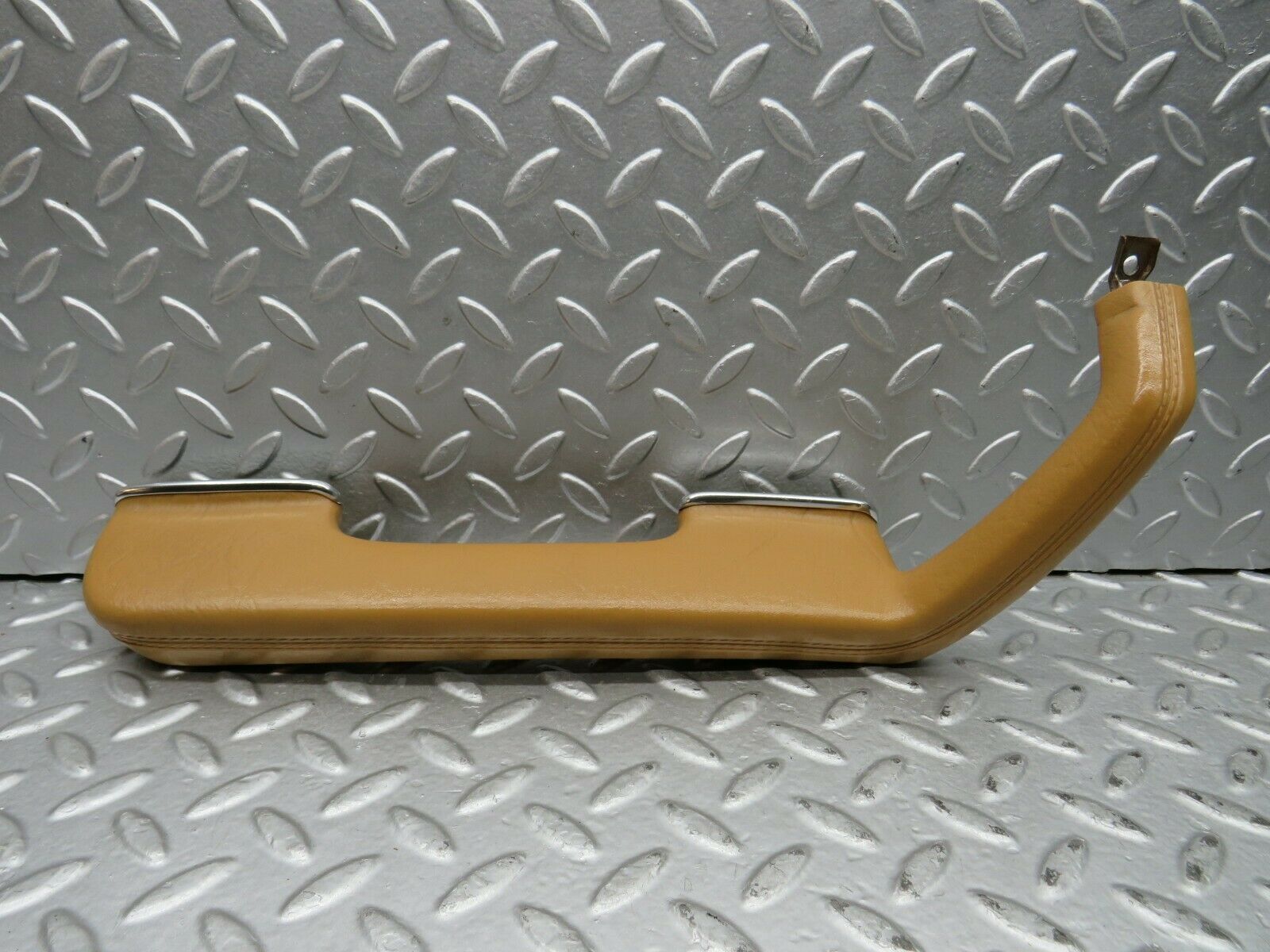 21967 Mercedes-Benz S123 280TE Left Interior Door Handle Palomino 1239701701