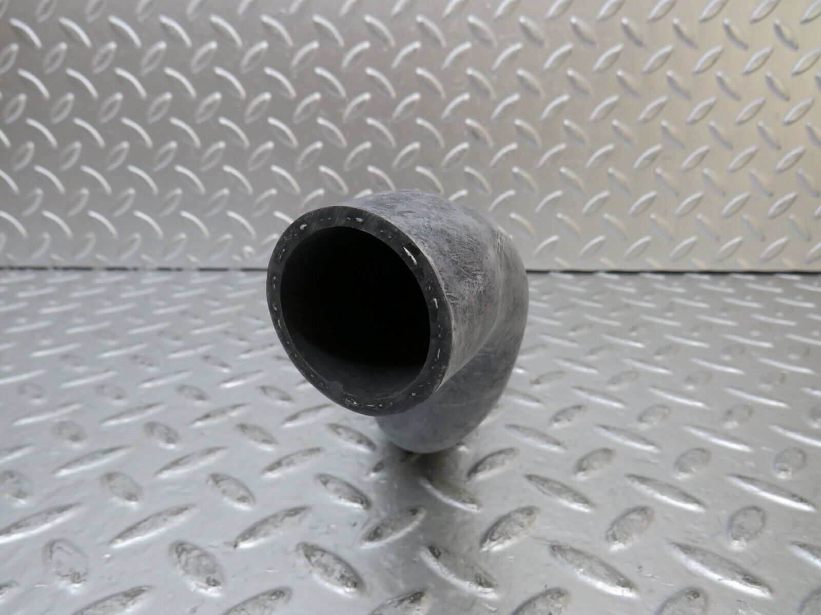 27086 Mercedes-Benz W123 280E Coolant Pipe Hose New 0525436/12