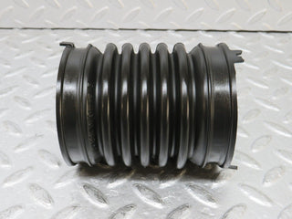 37813 Mercedes-Benz A124 320E Cabriolet Air Intake Hose Pipe 1040940191