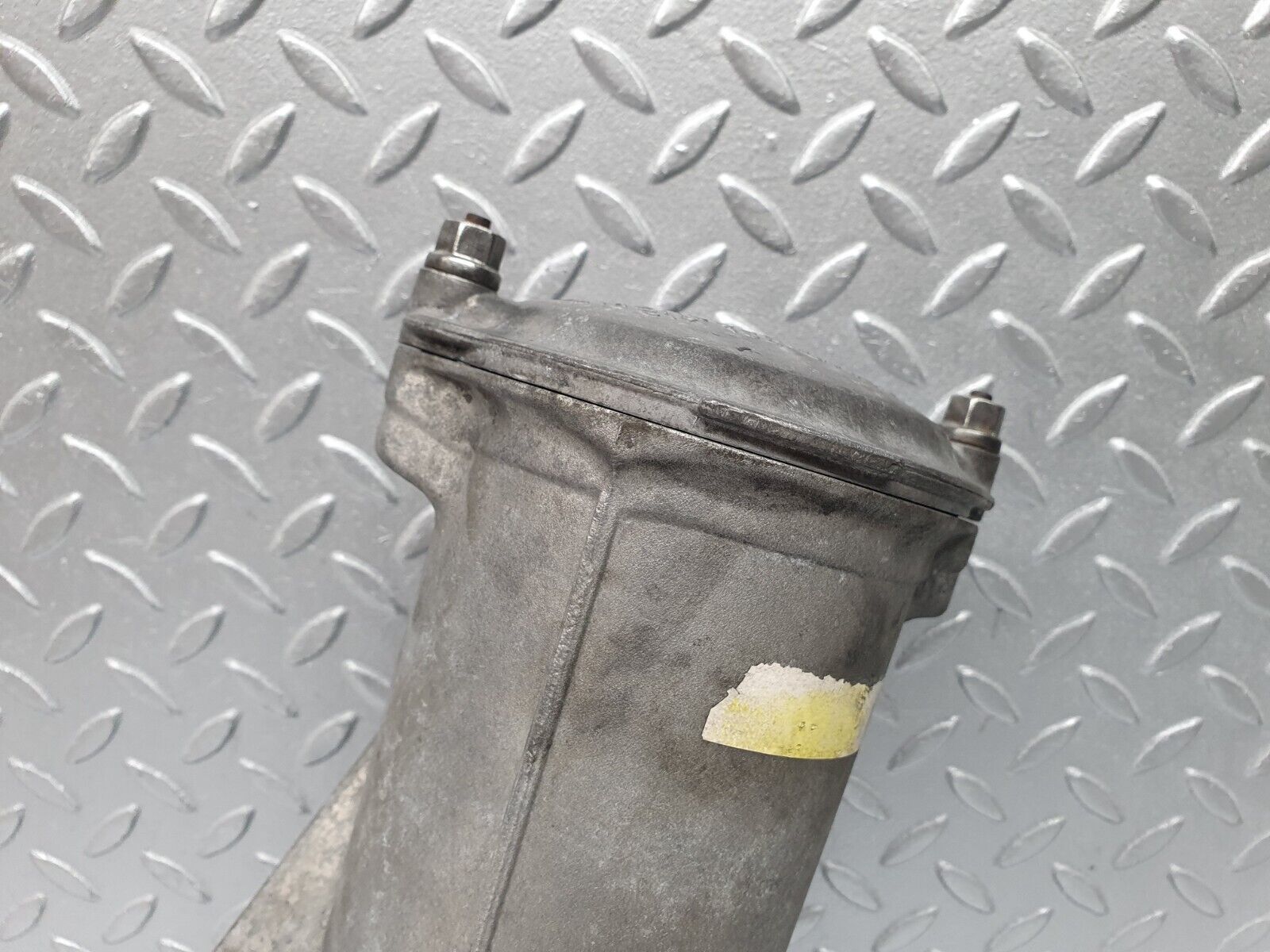 40861 Mercedes-Benz W123 300D Oil Filter Housing 6151840102 6171840125