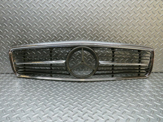 R107 SLC bonnet grill used OEM