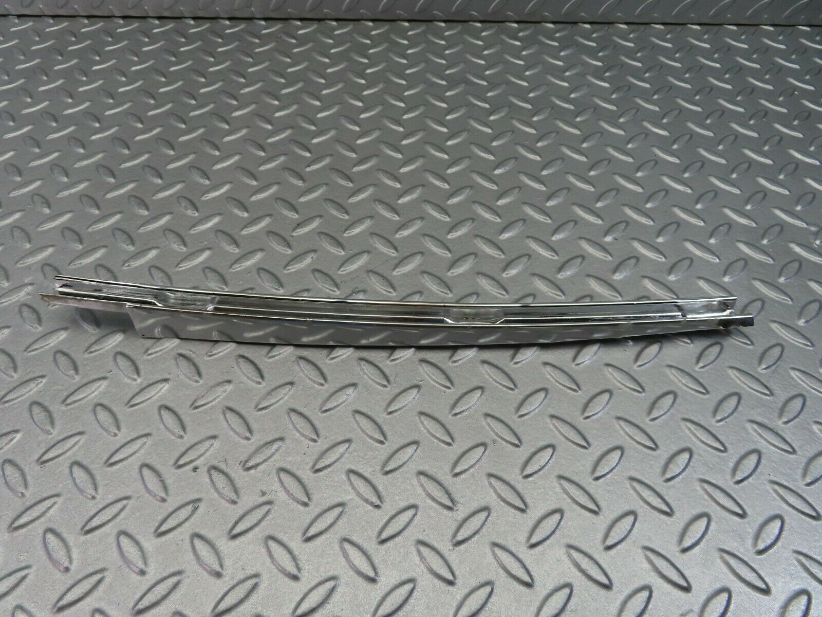 7851 Mercedes-Benz W115 220D Front Left Chrome Window Channel
