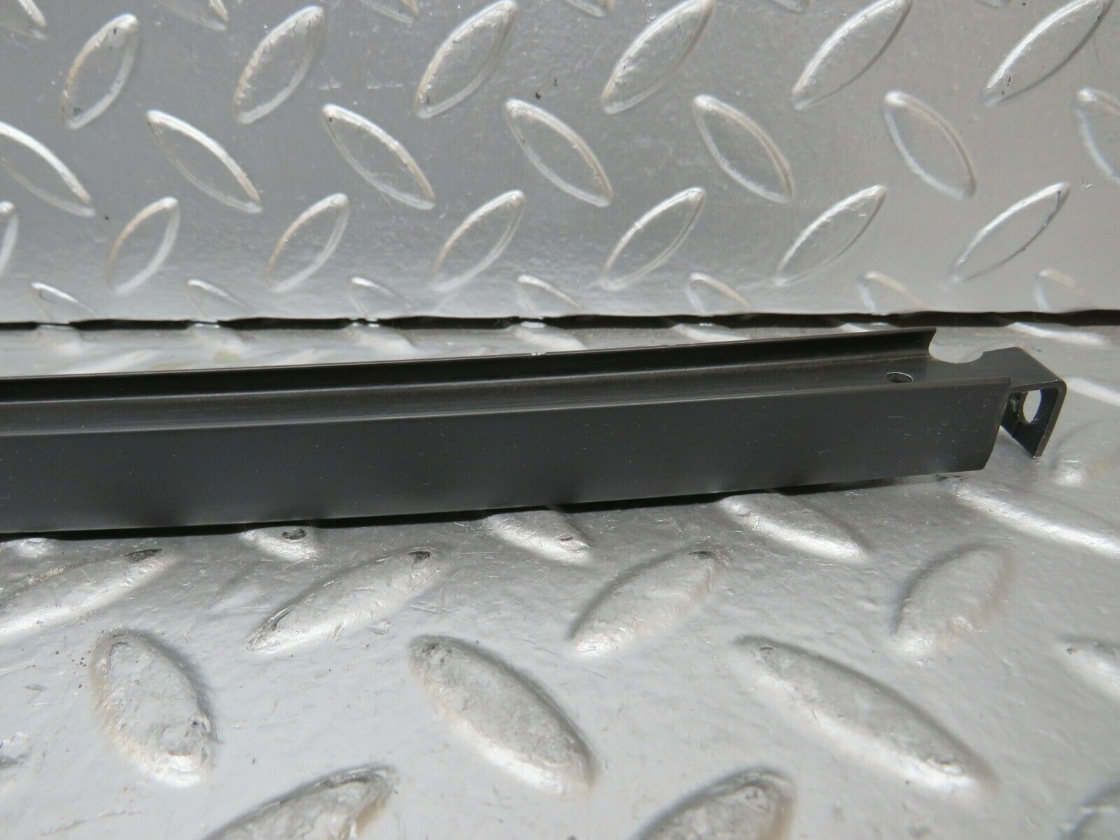 24247 Mercedes-Benz S124 220TE Wagon Rear Right Door Window Channel