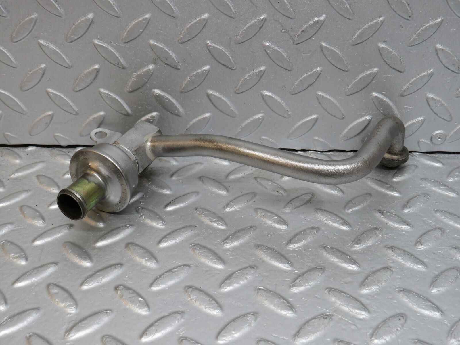 38116 Mercedes-Benz A124 320E Cabriolet EGR Valve Pipe 0001407860