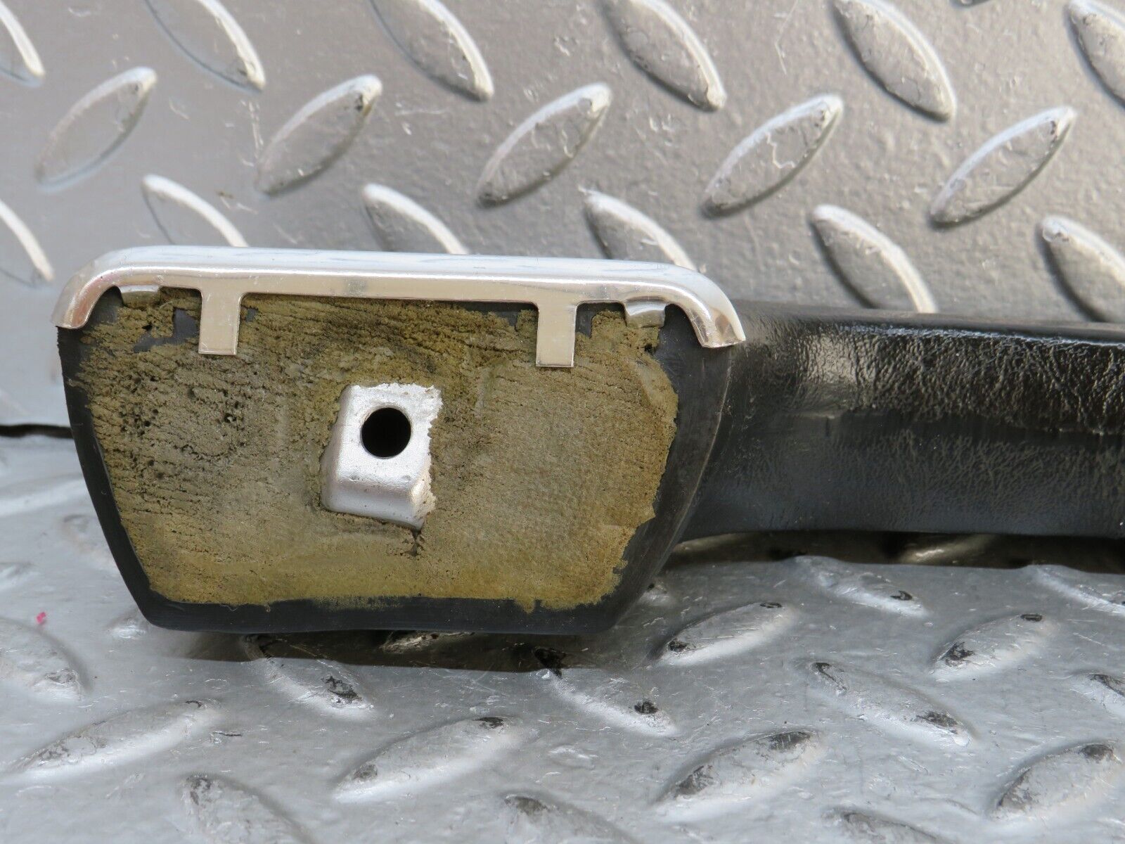 28261 Mercedes-Benz S123 240D Wagon Interior Door Handle Right  Black 12397020