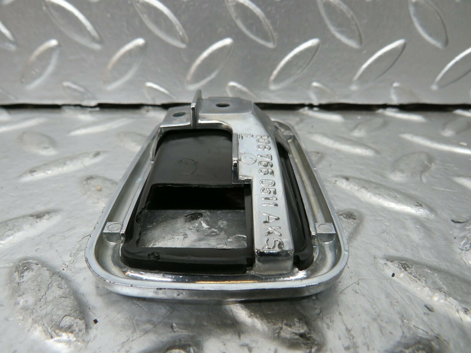23448 Mercedes-Benz W114 280E Chrome Frame For Door Handle Left 1087660511