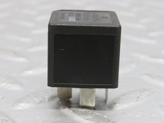 R129 SL multi purpose relay used OEM