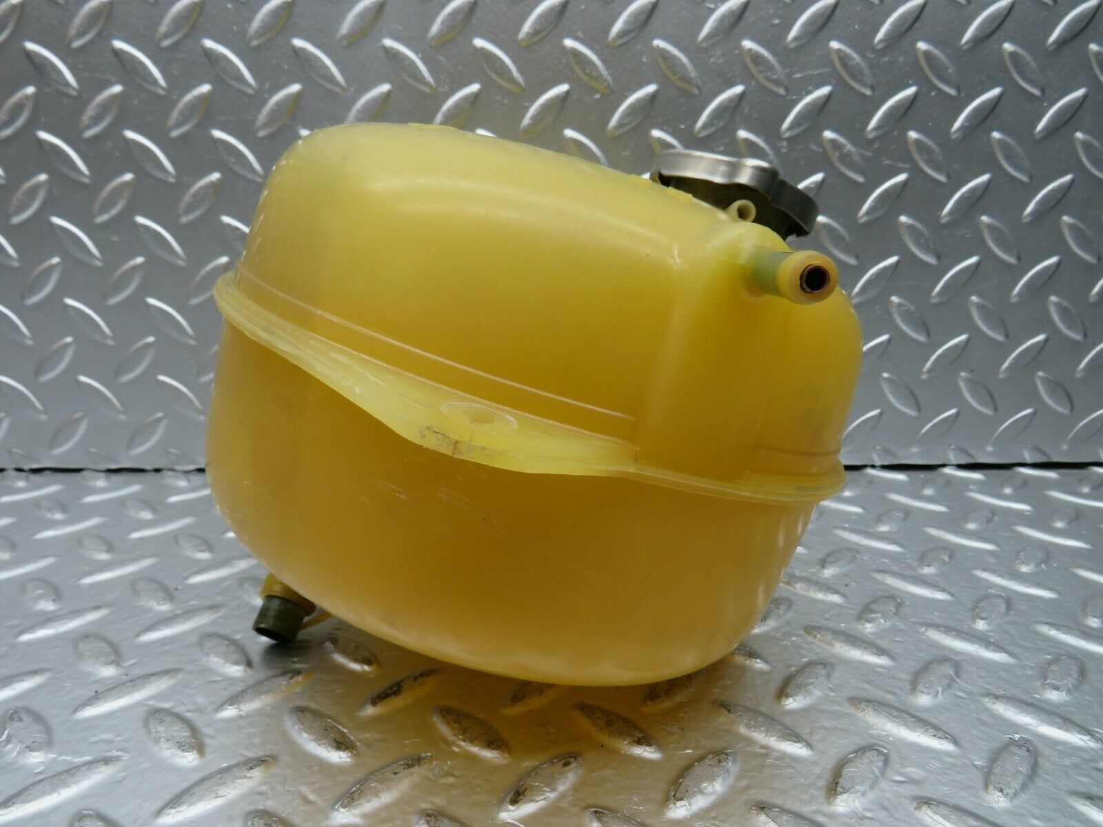 22674 Mercedes-Benz C107 450SLC Coupe Coolant Tank Reservoir Behr 1075000149