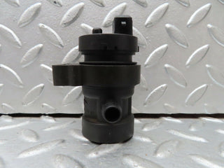 C140 Coupe vacuum valve used OEM