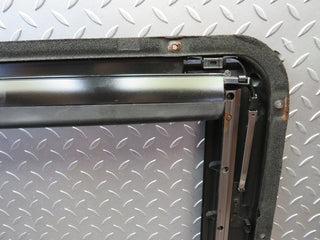 27728 Mercedes-Benz S124 300TE Wagon Power Sunroof Frame Automatic