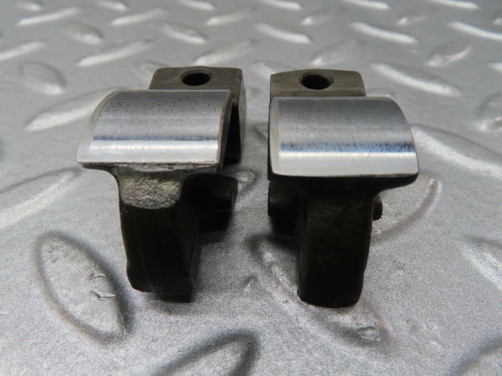 16747 Mercedes-Benz C107 380SLC Valve Rocker Arm
