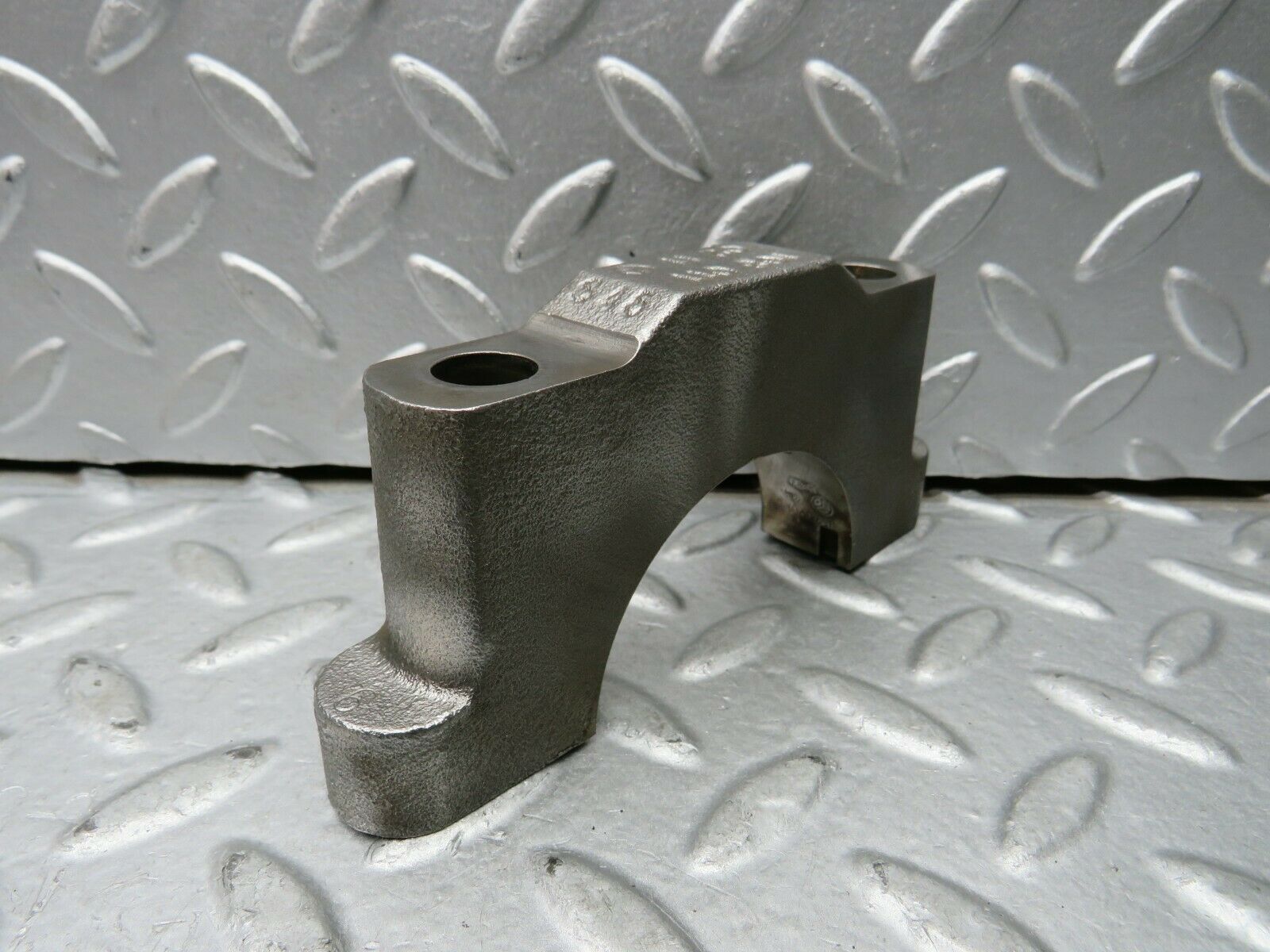 22117 Mercedes-Benz S123 280TE Crankshaft Bearing Holder Block 1080110211