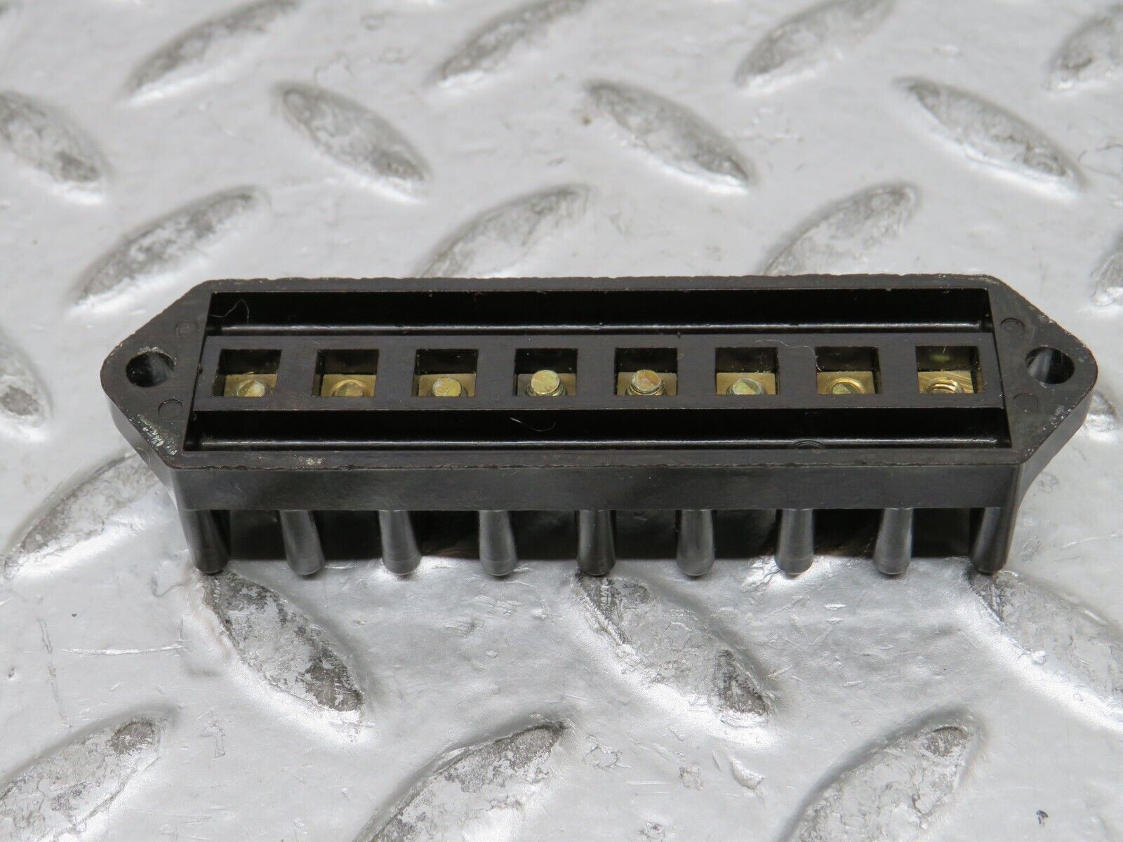 28492 Mercedes-Benz S123 240D Wagon Cable Wire Connector