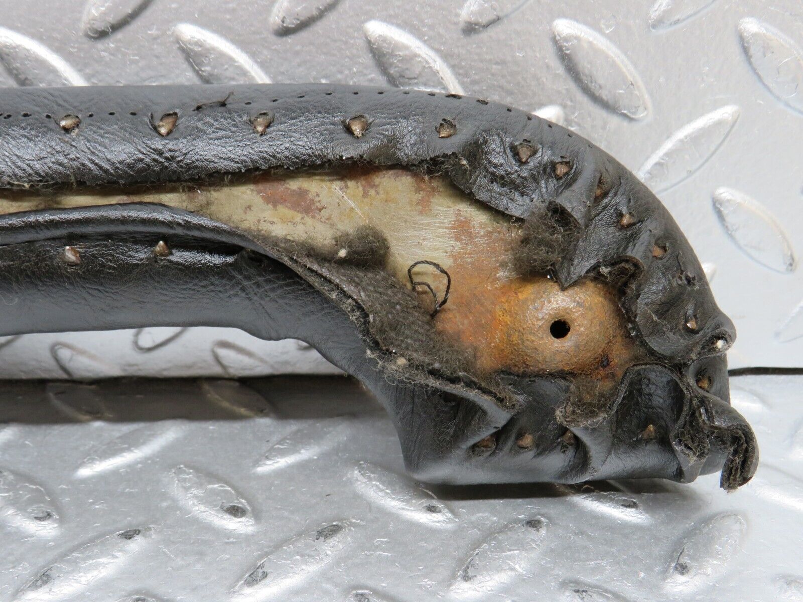 0186 Mercedes-Benz W120 Ponton Arm Rest Top Pad Black