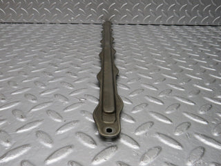 32679 Mercedes-Benz S124 300TE Wagon Camshaft Oil Tube