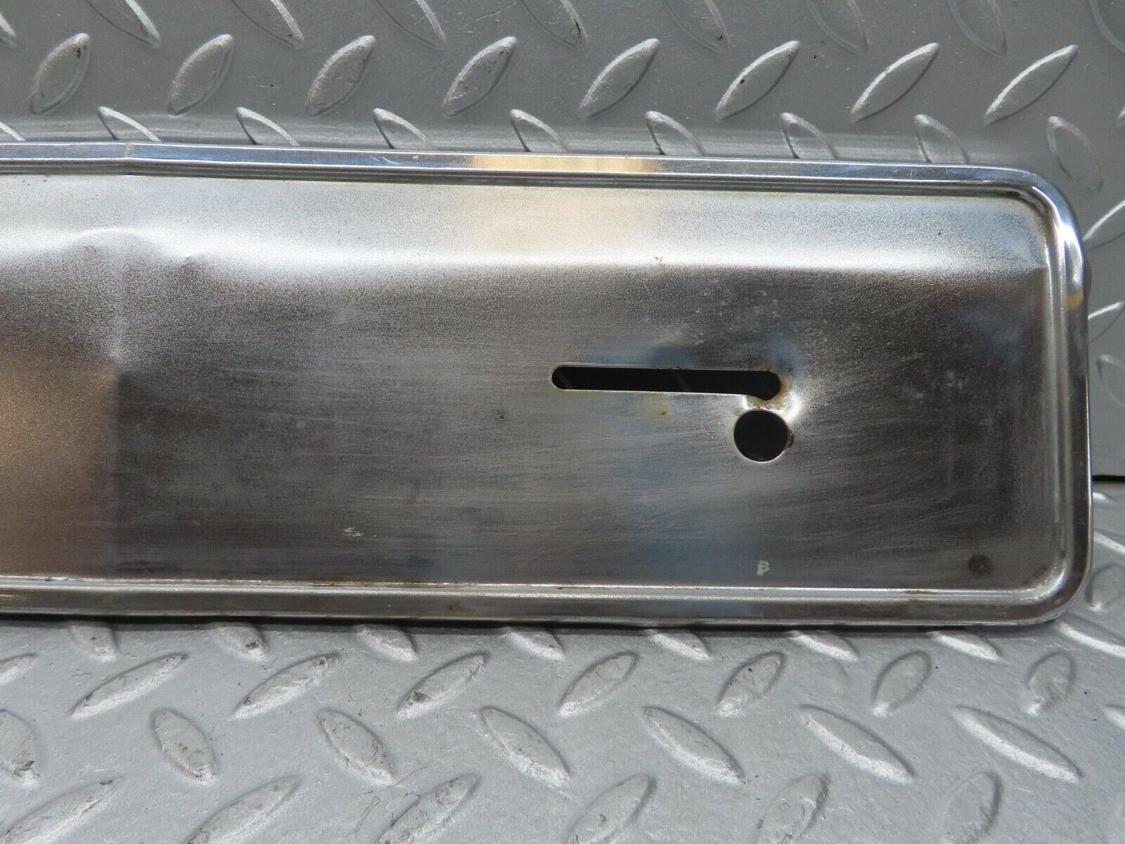 12612 Mercedes-Benz W108 280SE 3.5 Front number Plate Holder