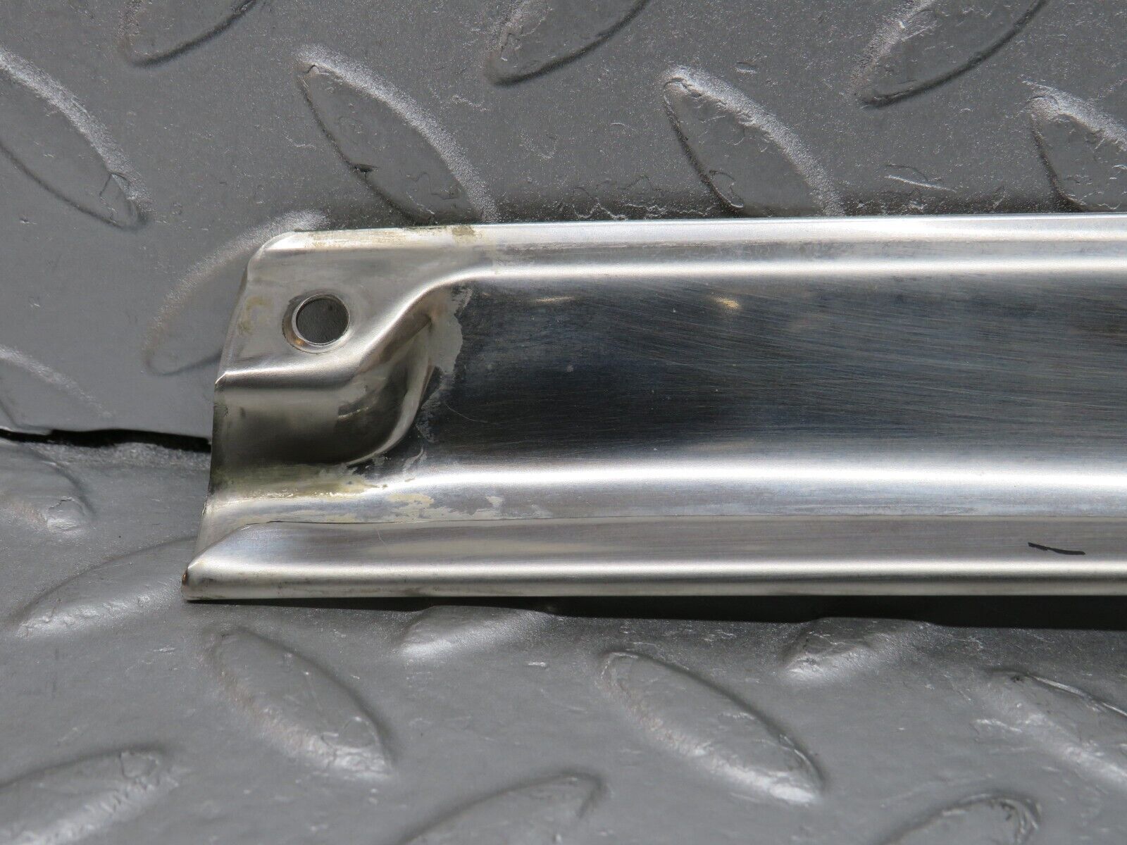 38593 Mercedes-Benz R129 280SL Coupe Folding Top Chrome Top Cover Trim Right