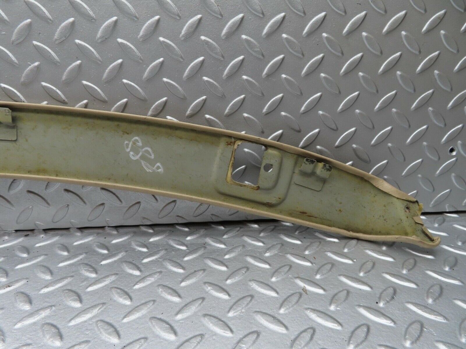 11864 Mercedes-Benz R129 300SL Coupe  Windshield Latch Trim Cover