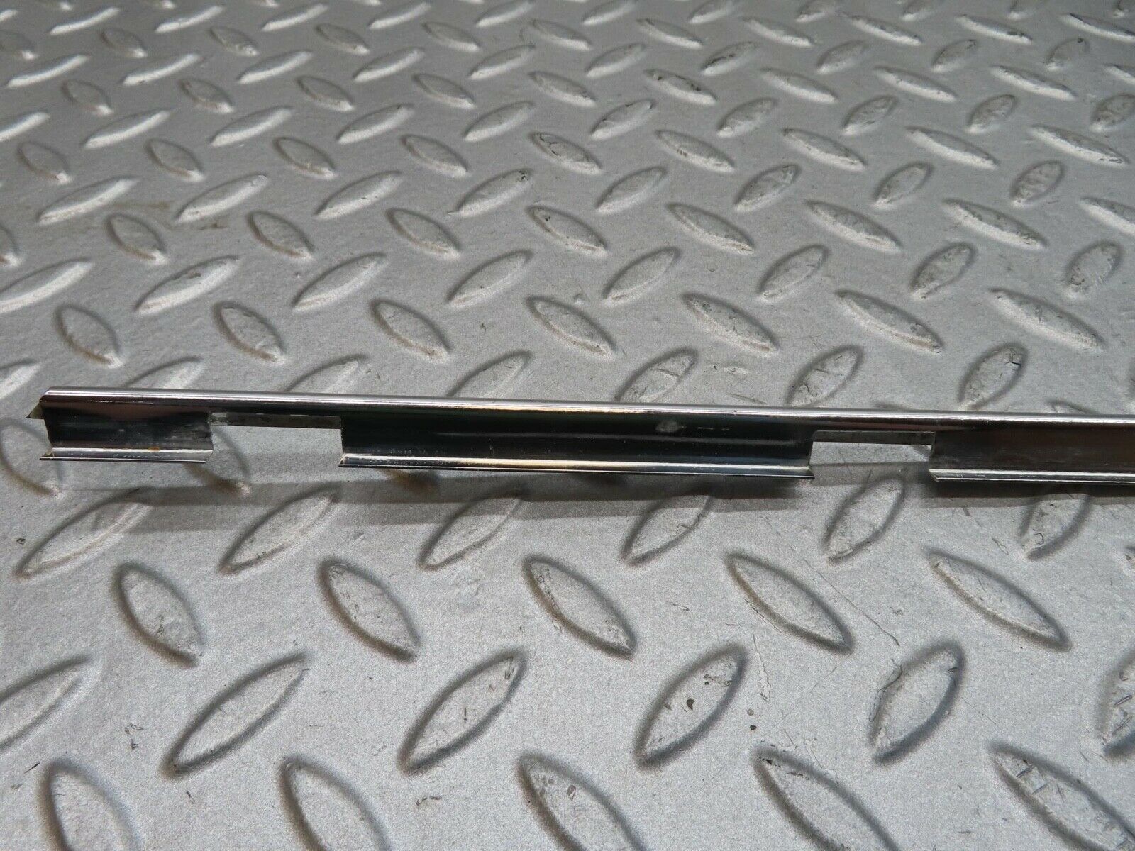 12651 Mercedes-Benz W111 220SE Front Right Rear Window Channel