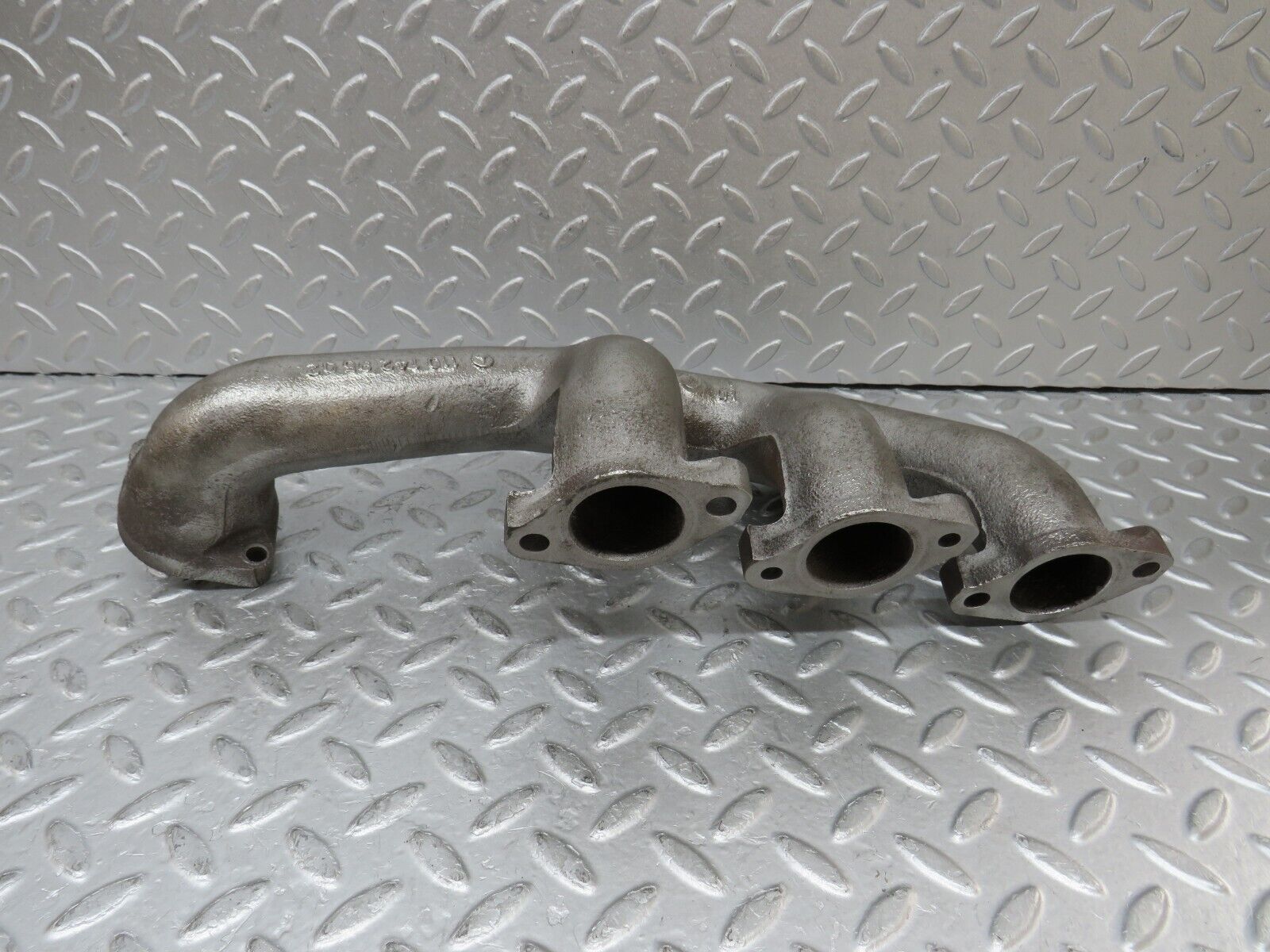 35563 Mercedes-Benz R107 280SL Exhaust Manifold 4-6 1101429502