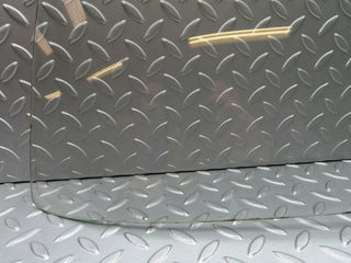 3553 Mercedes-Benz W105 PONTON Rear Windscreen