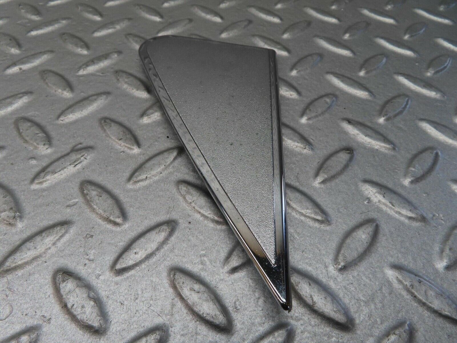 13620 Mercedes-Benz W123 200 Mirror Triangle Cover Left Side 1237250311
