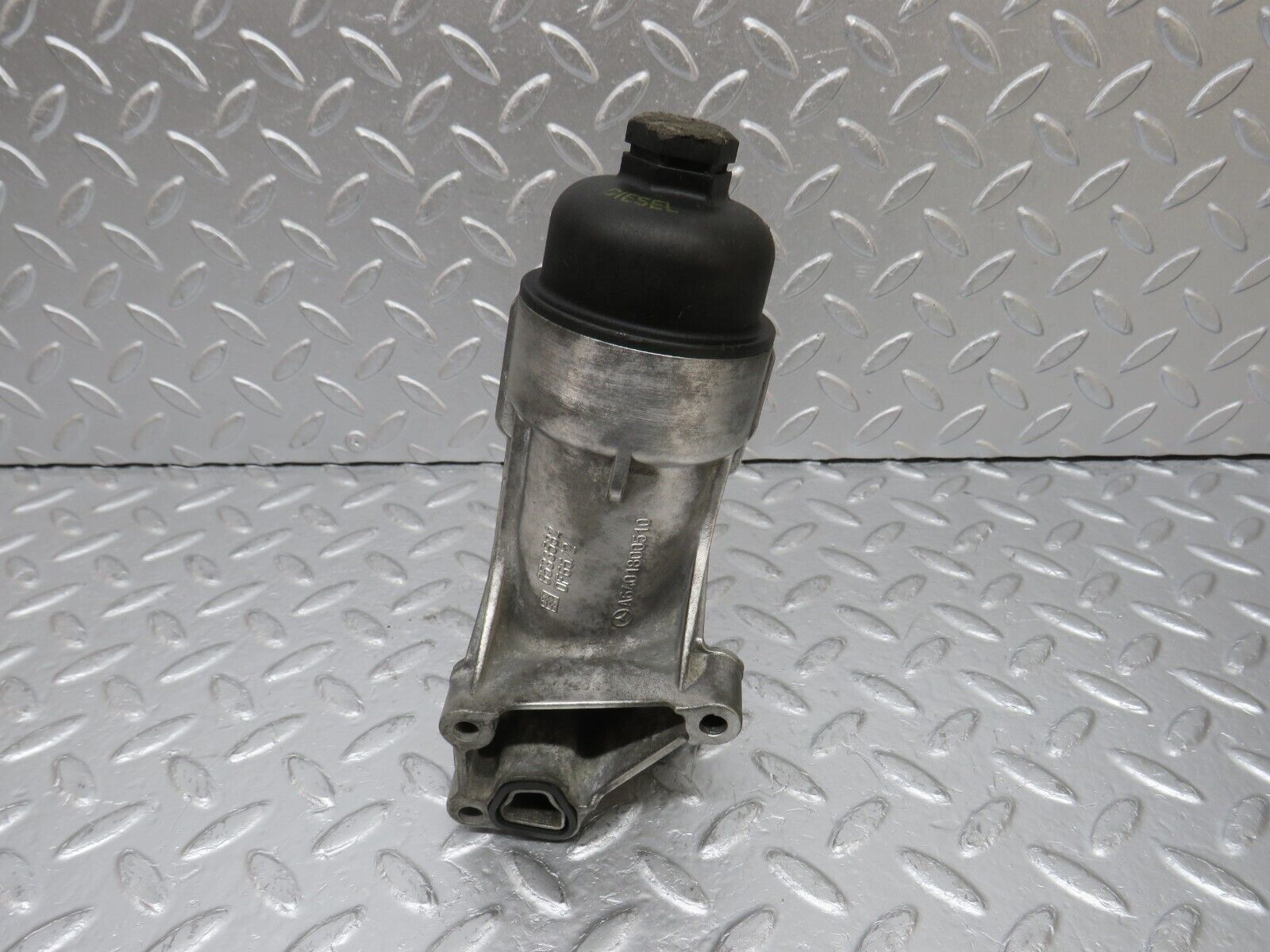 33151 Mercedes-Benz W169 180CDI Oil Filter Housing 6401800510