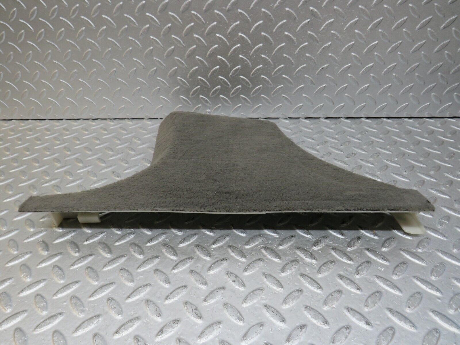 35202 Mercedes-Benz W221 B Pillar Lower Cover Left Side Grey 2216901125