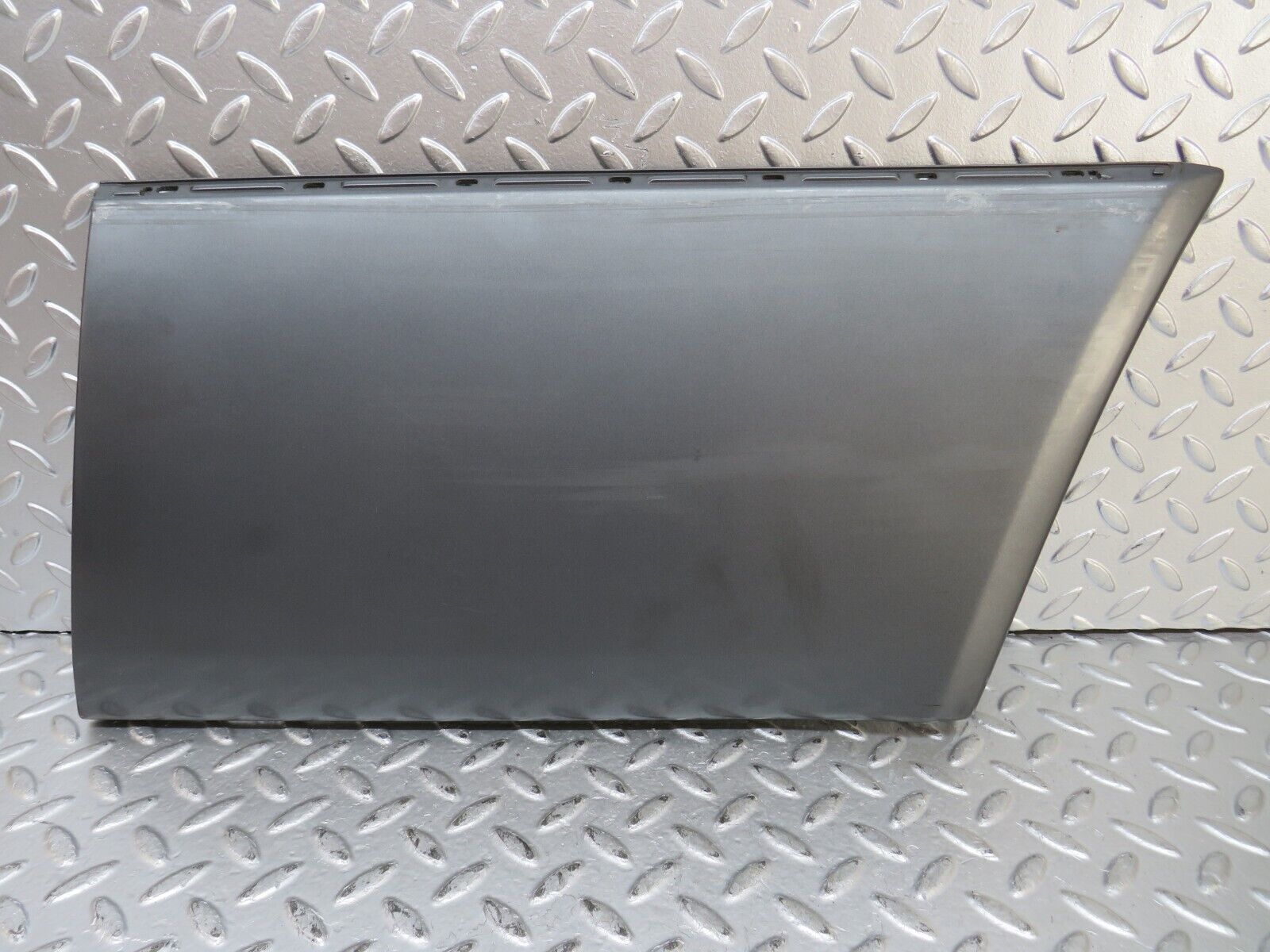 26457 Mercedes-Benz C124 220CE Rear Left Fender Wing Moulding Trim 1246903740