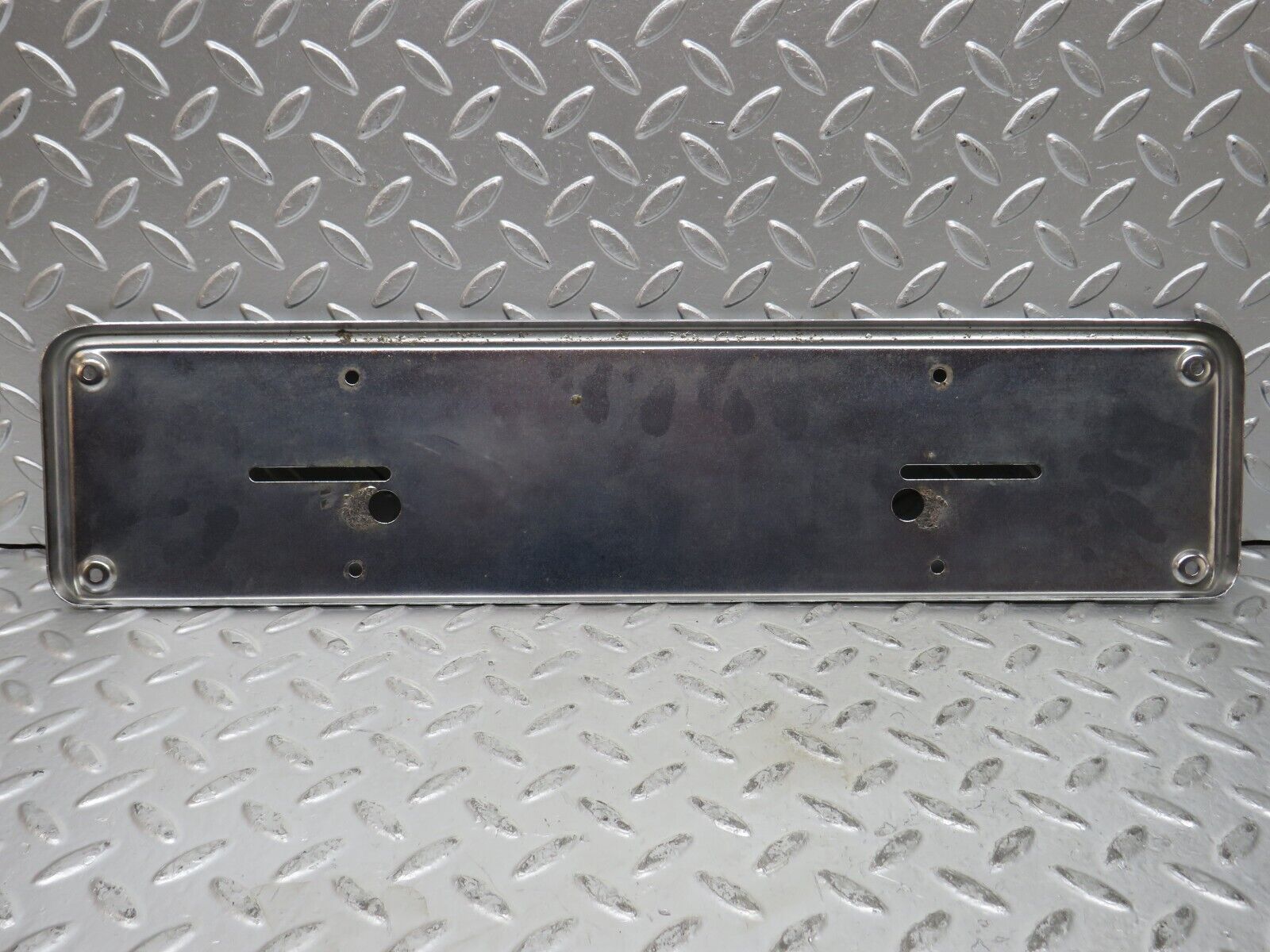 27626 Mercedes-Benz S124 300TE Wagon Rear number Plate Holder Chrome