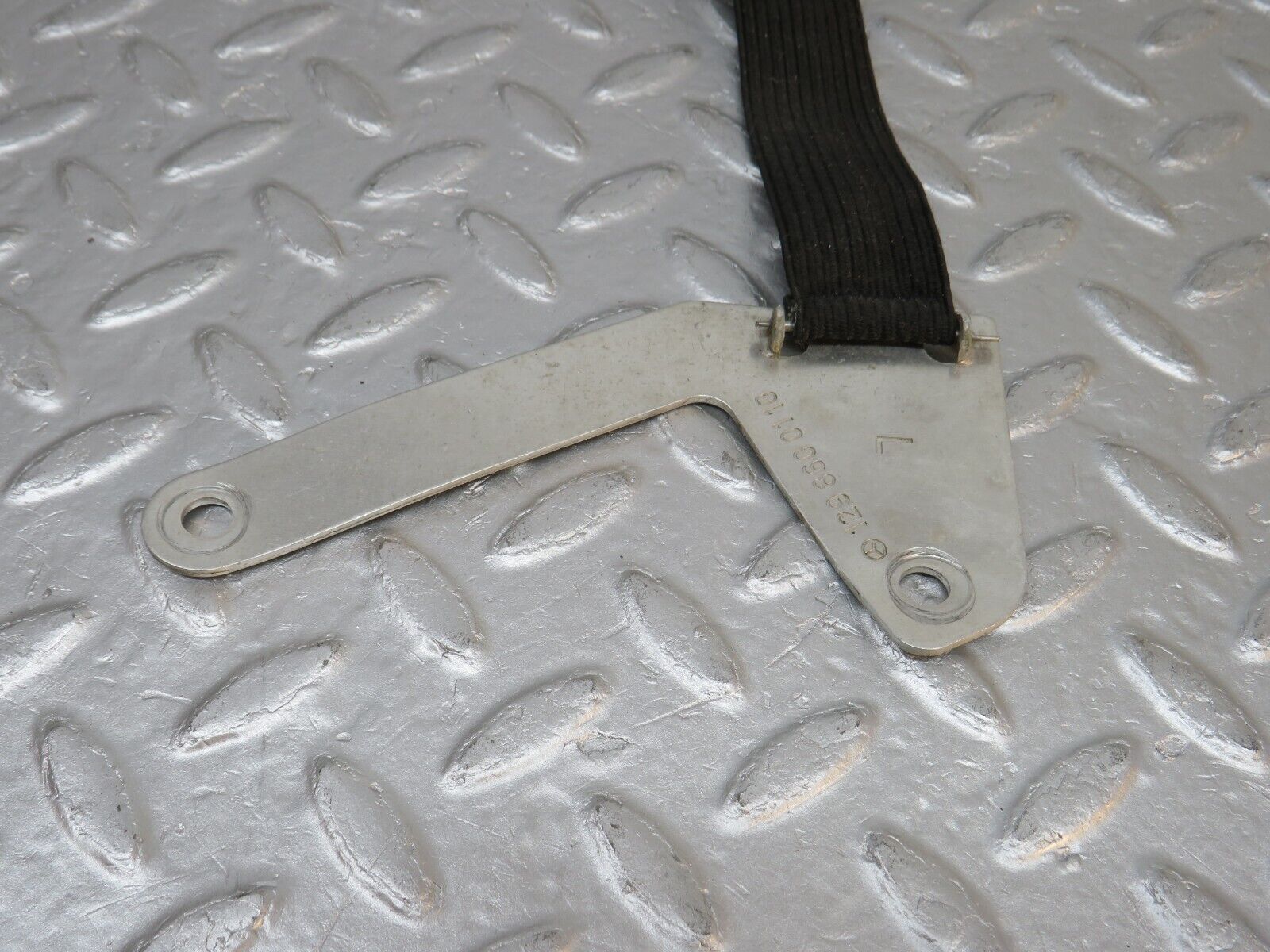 38252 Mercedes-Benz R129 280SL Coupe Wind Deflector Cover Left 1298600110