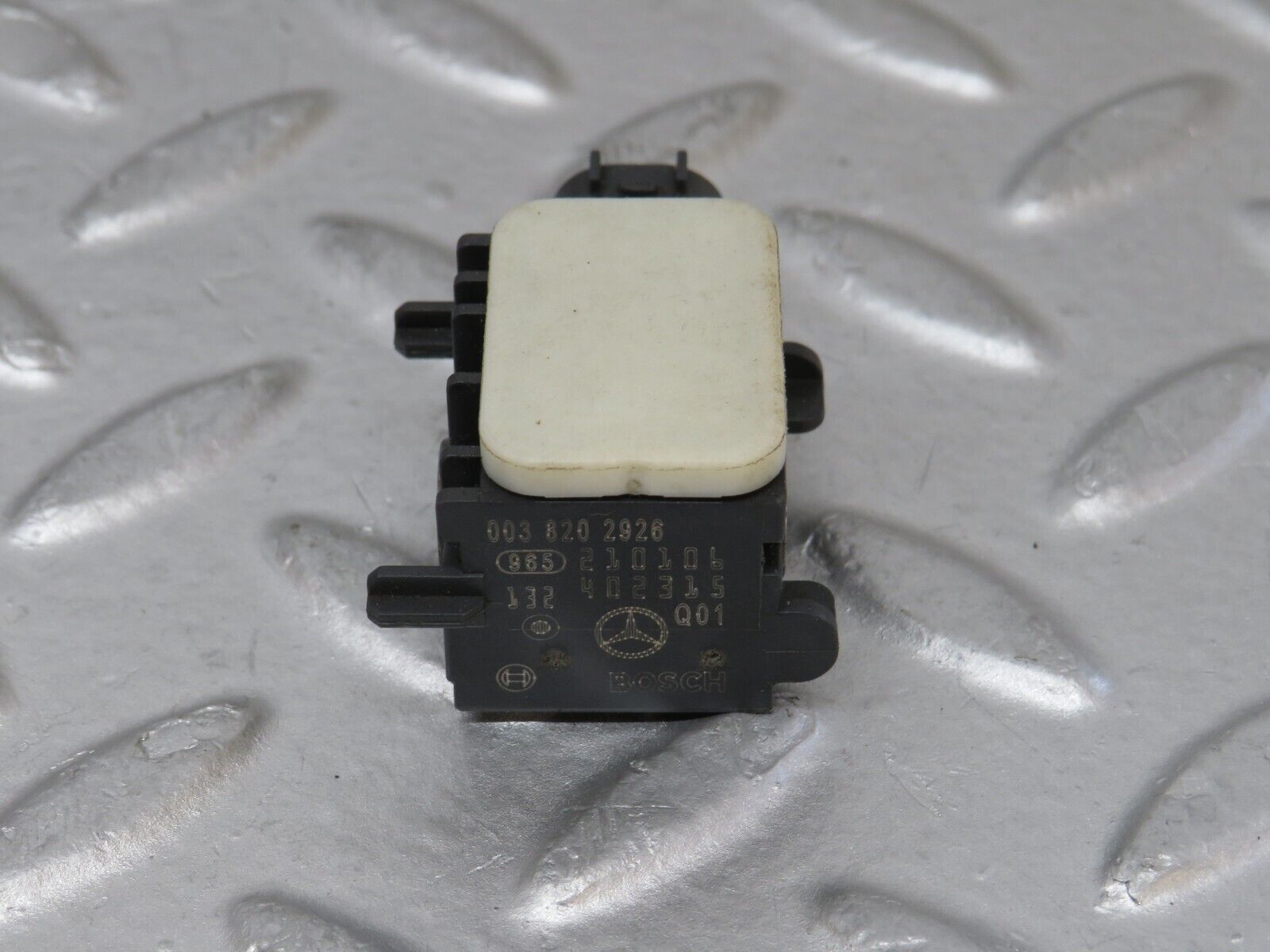 35129 Mercedes-Benz W221 Side Crash Sensor 0038202926