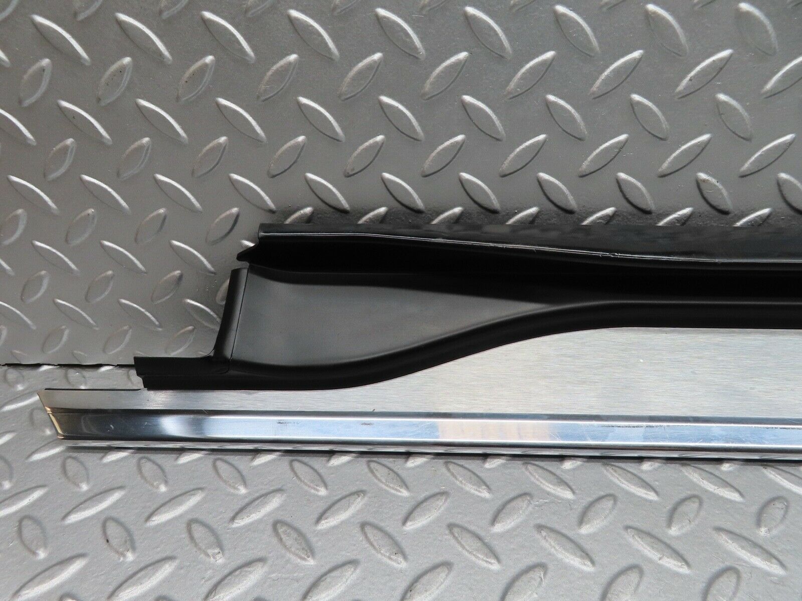 17311 Mercedes-Benz R129 300SL Coupe Left Door Sill 1296800335